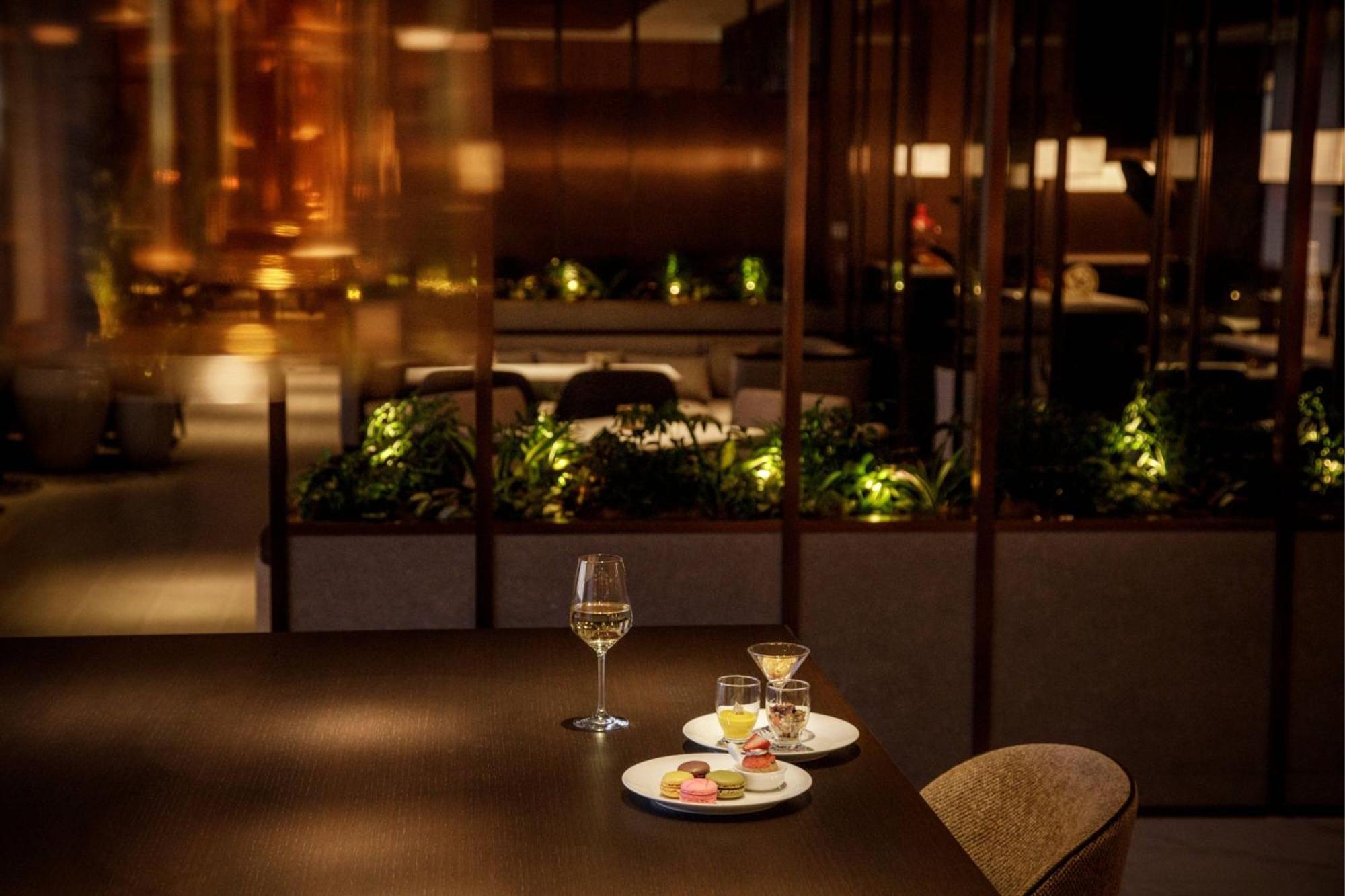 The Westin Tokyo Hotell Exteriör bild